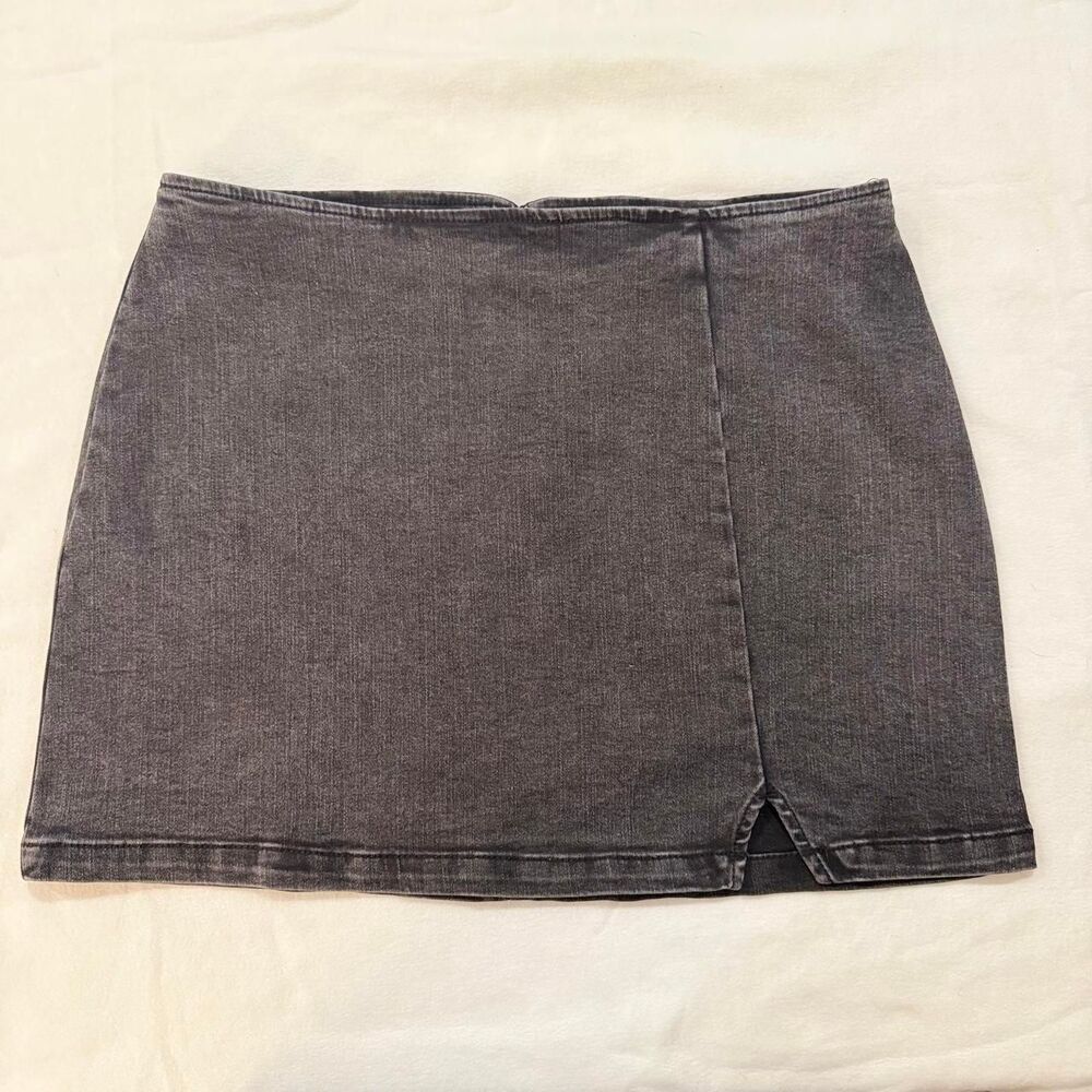Black Faded Wash Denim Mini Skirt Size 14